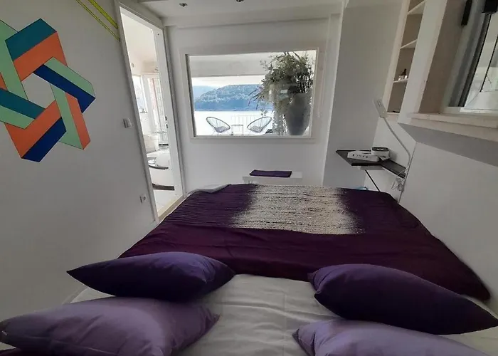 Om Apartman